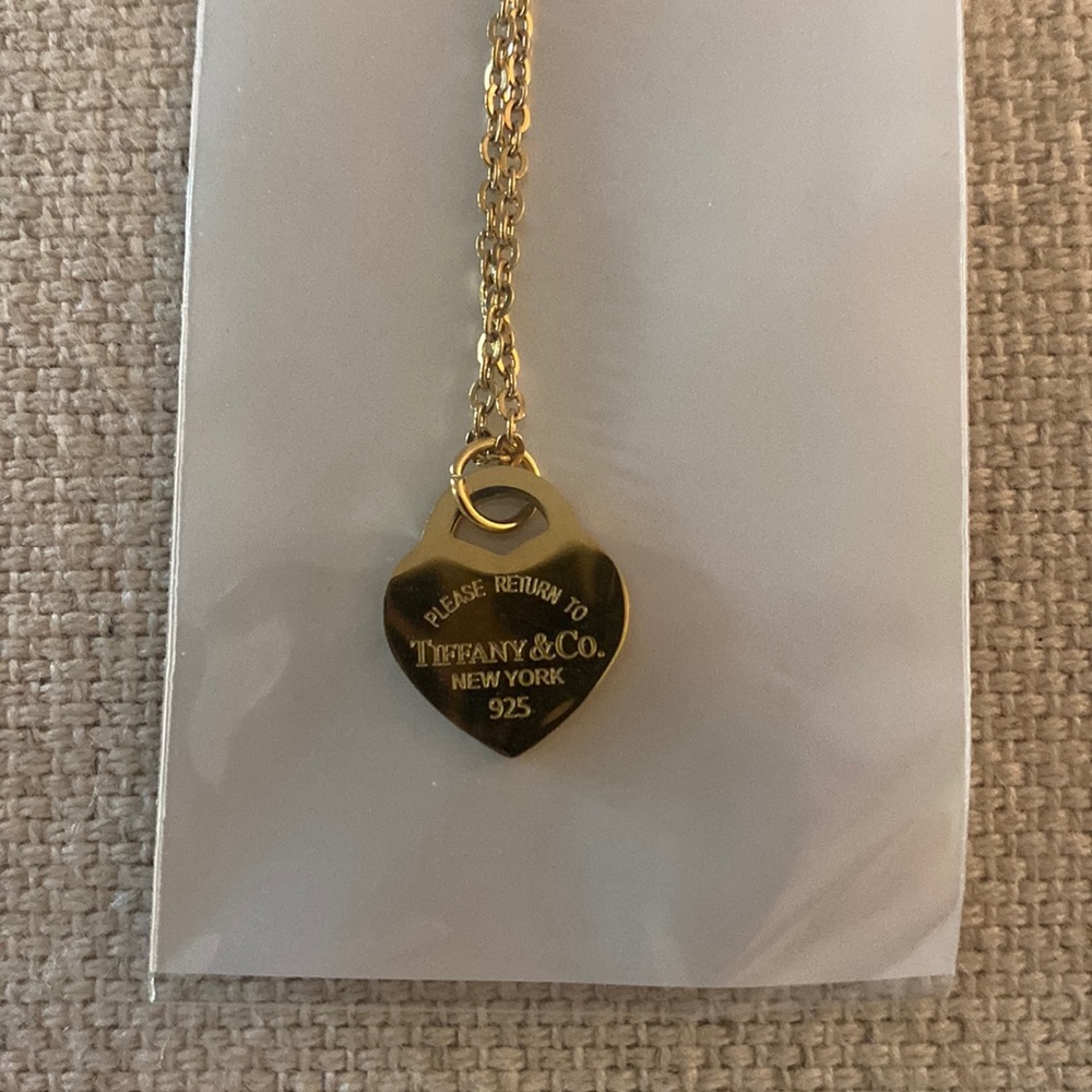 T&co necklace in gold